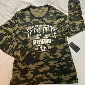 True Religion L/S Camo Shirt! Men’s Size 2X, NWT! $70.00!